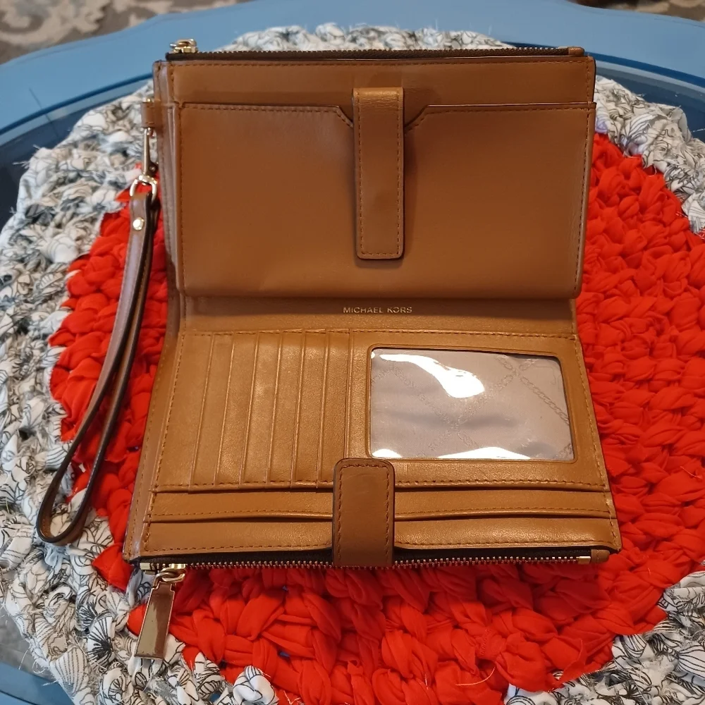 Michael Kors Jet Set Large Smartphone Wristlet Wallet - Signature Monogram Brown